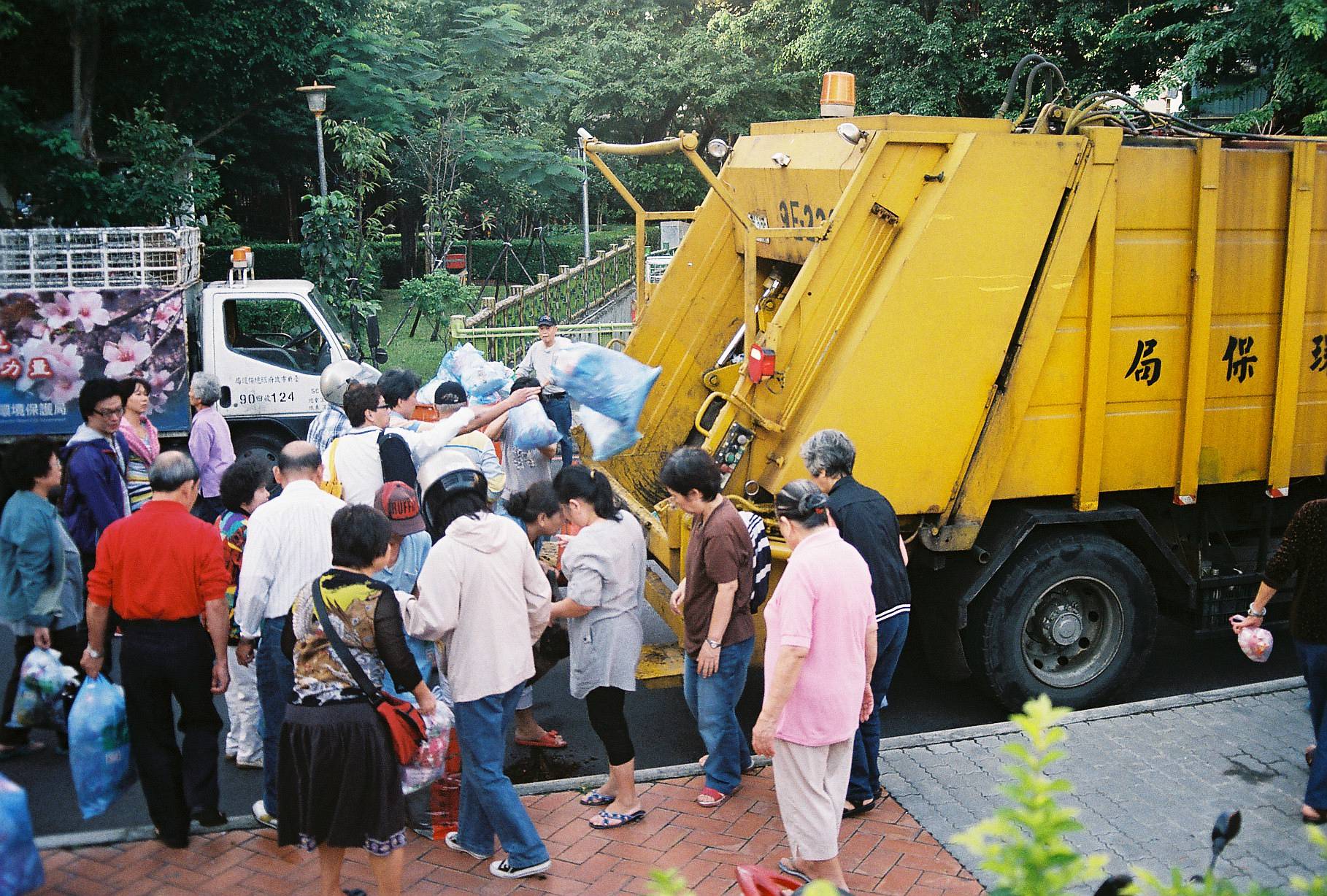 Truk Sampah