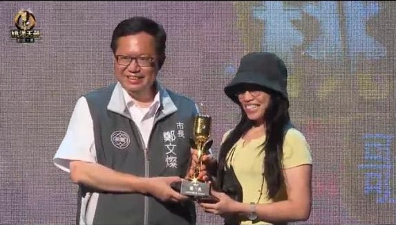 Pekerja Migran Asal Indonesia Berhasil Menjuarai Kompetisi Menyanyi Pemerintah Kota Taoyuan