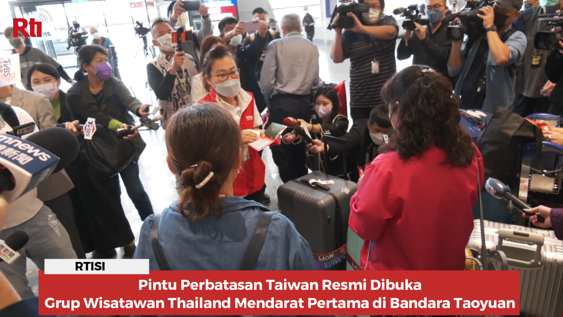 Pintu Perbatasan Taiwan Resmi Dibuka, Grup Wisatawan Thailand Mendarat Pertama di Bandara Taoyuan