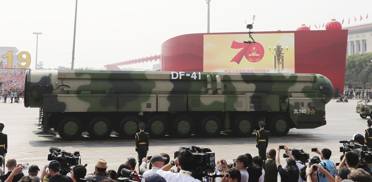 NYT: Beijing akan Menggunakan Reaktor Nuklir Baru Dekat dengan Taiwan