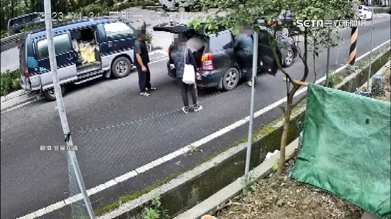 (Taiwan Hari Ini) Kumpulan Pria Ini Ketahuan Membuang Sampah Seenaknya ke Selokan Air Selama Hampir Setahun