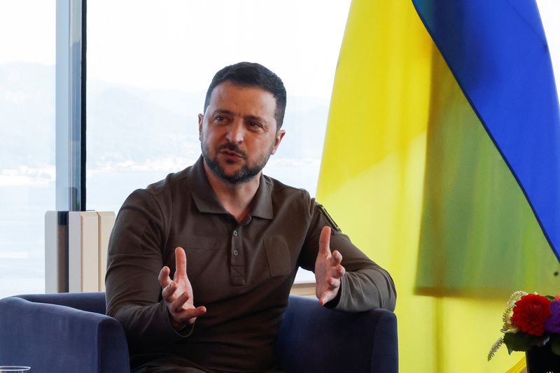 Part 2. Dukungan Terpecah! Partai Republik Kehilangan Suara dari Warga AS Berdarah Ukraina
