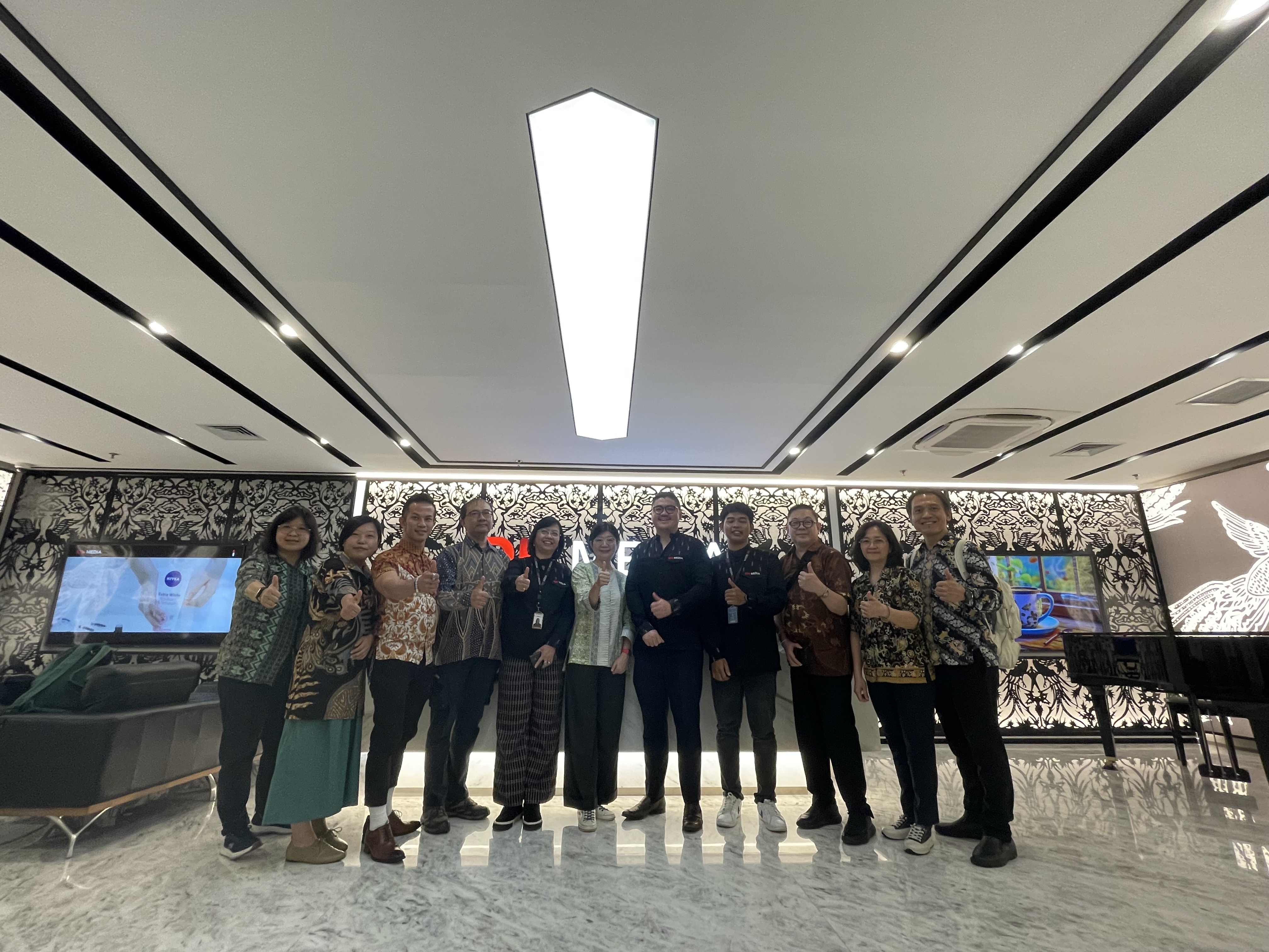 Momen Kunjungan Rti ke Jakarta, Indonesia