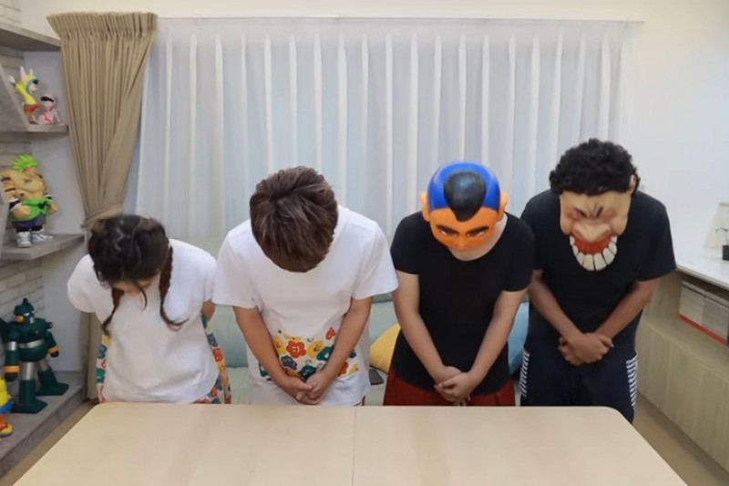 Yotuber Kenamaan Taiwan Ini Menjadi Viral Karena Aksinya yang Dianggap Tidak Sopan