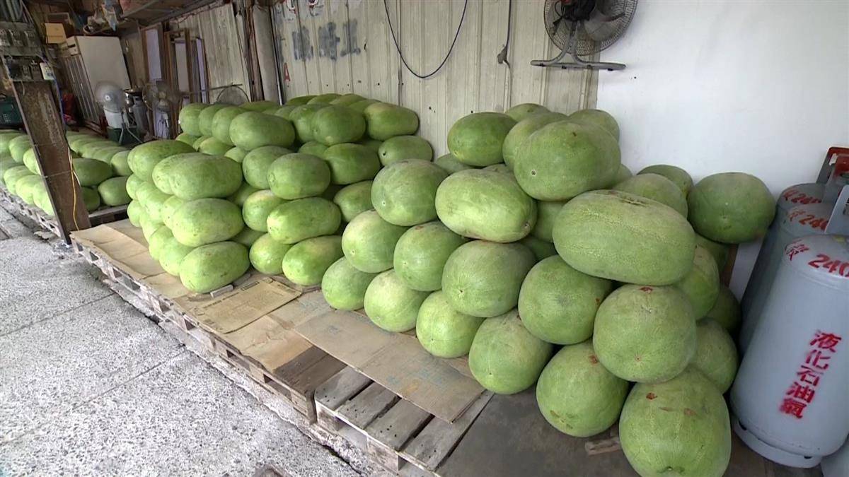 Harga Setengah dari Buah Semangka Ini Dibanderol NT$ 750, Warga: Kemahalan!