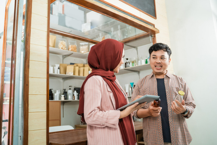 Kenapa Wanita Suka Membicarakan Berbagai Masalah?