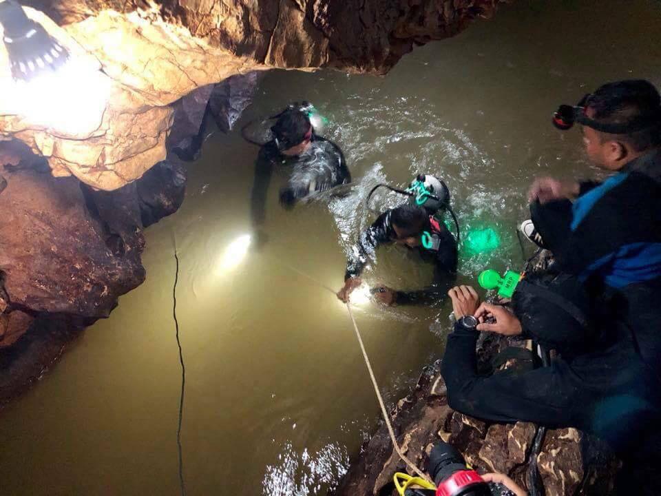 13 Orang Terperangkap di Dalam Goa