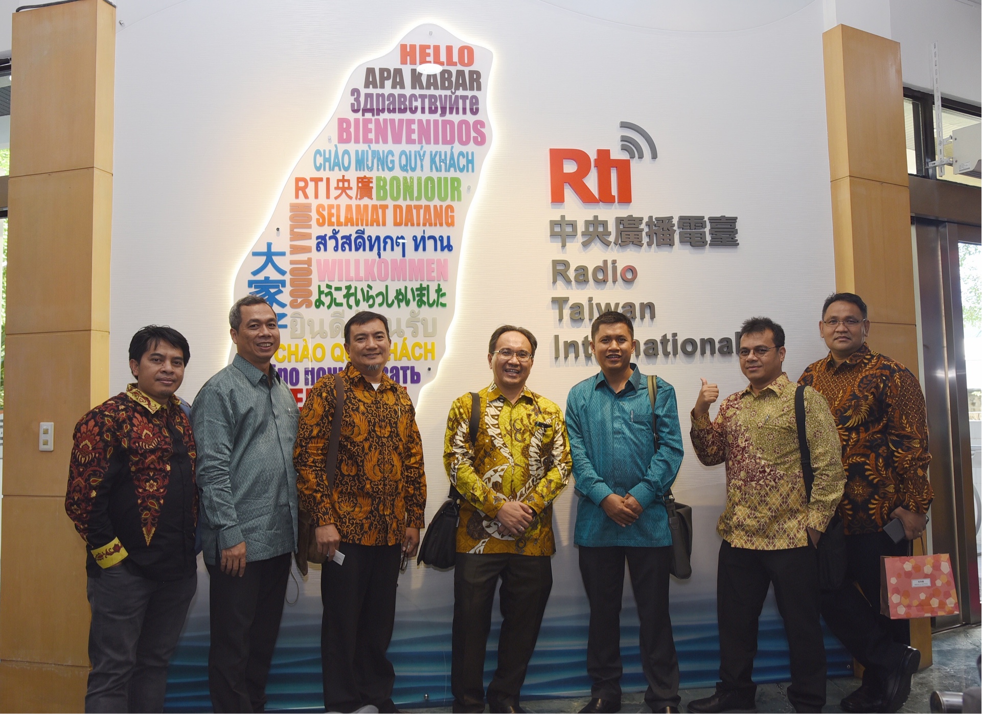 Kunjungan Delegasi Media dari Indonesia ke Radio Taiwan Internas