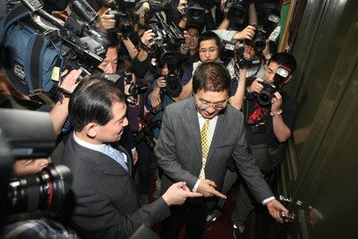 Legislator Pan Hijau Memboikot, Sidang Pemeriksaan Perjanjian Perdagangan Jasa Tertahan Lagi