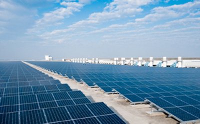 Kemenko : Bila Sekarang Investasi Listrik Tenaga Surya Akan Jadi Beban 20 Tahun Kedepan