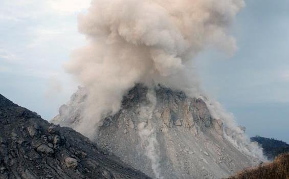 4 Gunung Berstatus Siaga, 20 Gunung Berstatus Waspada