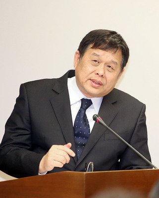Kementrian Ketenagakerjaan: Akan Mempertimbangkan Masalah Hak Mogok Para Guru