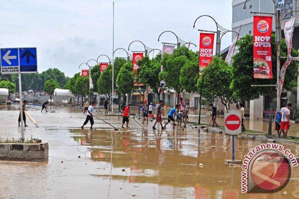 Kota Malang buat sejuta biopori atasi banjir