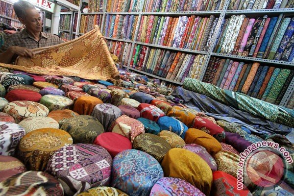 Industri Tekstil Indonesia Hadapi Tekanan Perdagangan Bebas