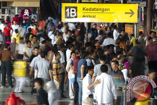 Pengelola Bandara Soekarno-Hatta Sediakan Takjil Gratis
