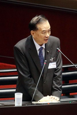 Wu Jin-lin: Peserta Ujian PNS Berkurang, SDM Tetap Banyak