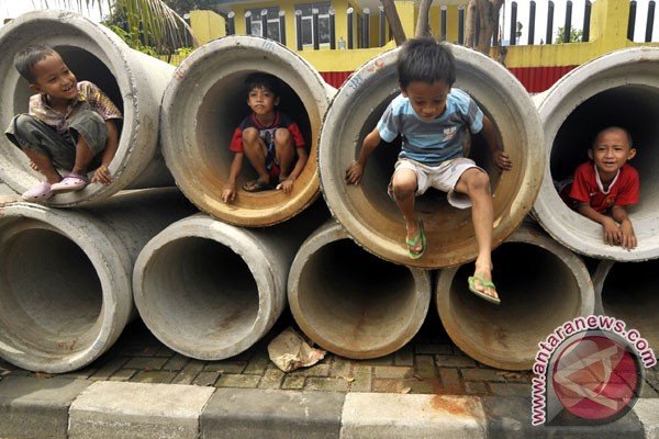 Tangerang Target Kota Layak Anak 2015