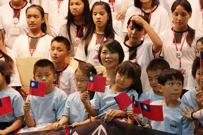 Pertukaran Budaya Taiwan-Jepang Berjalan Lancar, Ibu Negara Chow Mei-ching Tiba di Taiwan