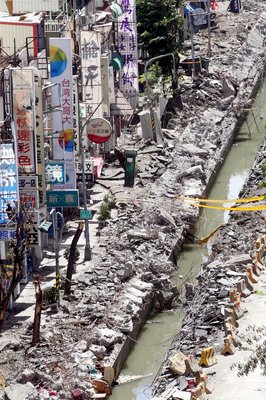 Gempa besar Yun-Nan sudah memakan 617 orang korban
