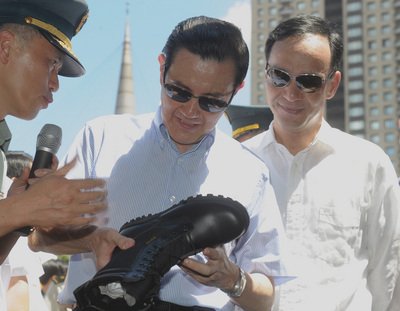 Pameran Militer Kementerian Pertahanan Menampilkan 7 Armada Mirage 2000