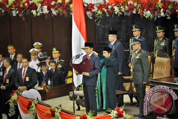 Joko Widodo: Jalesveva Jayamahe