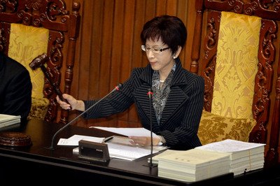 Perubahan RUU Ketenagakerjaan Kesetaraan Gender Menambah Cuti Memeriksa Kandungan