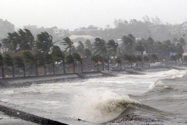Warga diimbau waspadai dampak siklon Hagupit