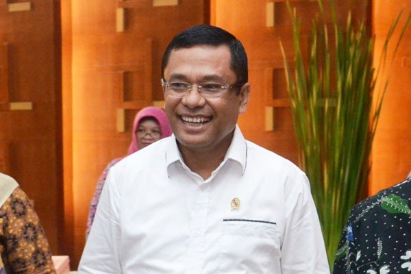 Sektor Industri Di Luar Jawa Ditargetkan Capai 40 Persen Pada 2035