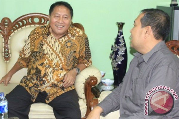 Legislator minta masyarakat awasi pelaksanaan proyek pemerintah