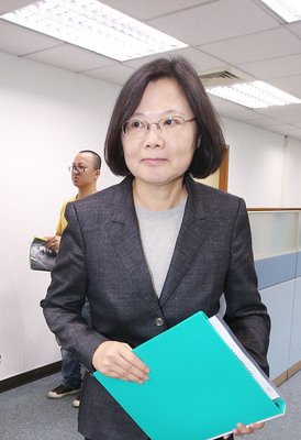 Tsai Ying-wen: Jangan Jadikan Hubungan KMT-Komunis Daratan Tiongkok Menjadi Hubungan Antar Selat