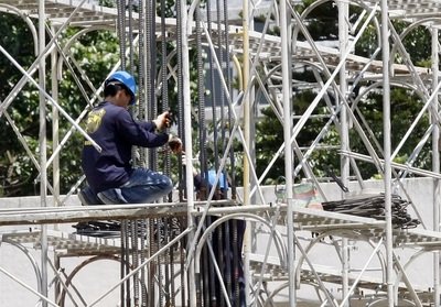 Yuan Legislatif Loloskan Aturan Jam Kerja Standar 40 Jam Dalam Satu Minggu
