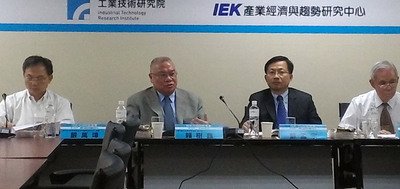 Ekspor Lesu, IEK Revisi Kebawah Output Industri Manufaktur