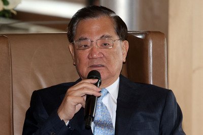 Lien Chan Hadiri Upacara Kemiliteran di Daratan Tiongkok Peringati Kemenangan Perang Dunia II