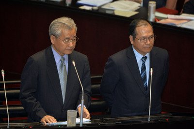 Taipei sangat tidak puas terhadap sistem kartu IC identifikasi penduduk Taiwan yang dilaksanakan Beijing