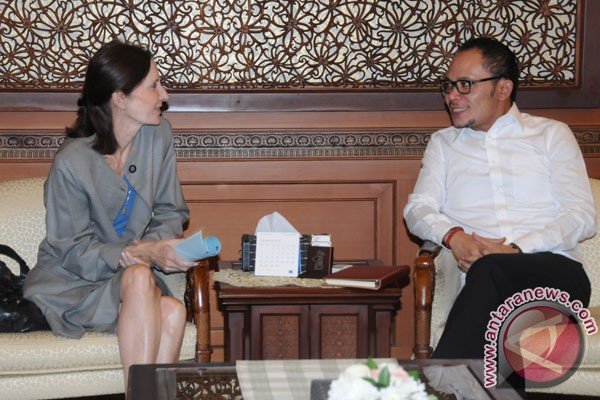 Indonesia Minta Prancis Buka Peluang Kerja Bagi TKI Terampil