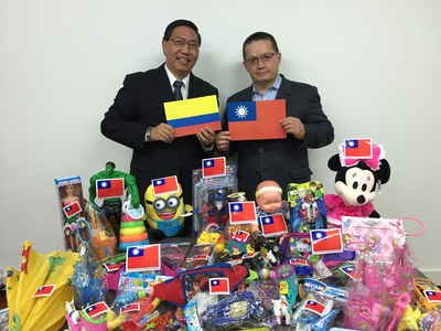 Hadiah Natal dari Taiwan Bagi Anak-Anak di Kolombia