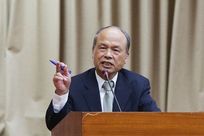 Menkeu Chang : Penerimaan Perpajakan Tembus 2 Triliun, Surplus 160 Miliar