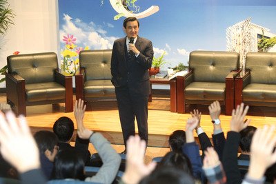 Presiden Ma Dukung Usulan Pelajar Daratan Tiongkok Masuk Askes Nasional