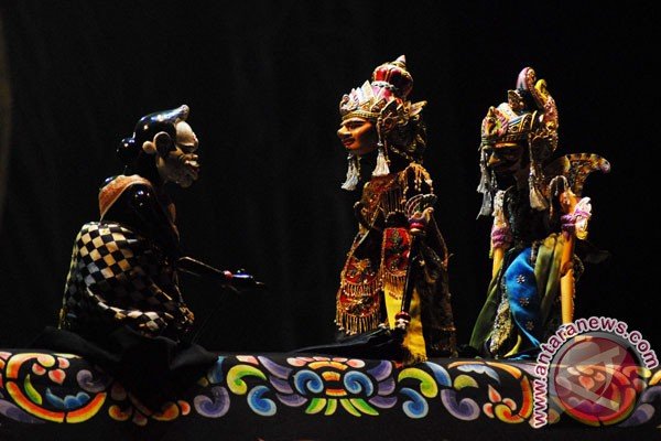 Jawa Barat Gelar Wayang Golek Malam Tahun Baru