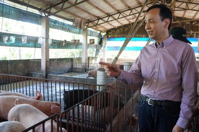 Capres KMT Eric Chu meneruskan agenda perlawatan di Taiwan selatan