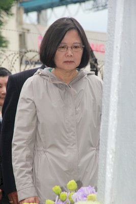 Mantan Menteri Jepang Akan Bertemu Tsai Ying-Wen