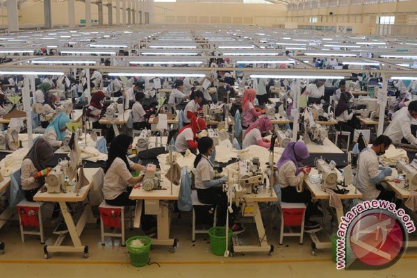 Pekerja masa kerja sebulan sudah berhak atas THR