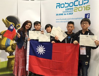 Taiwan “Cetak Gol” di RoboCup