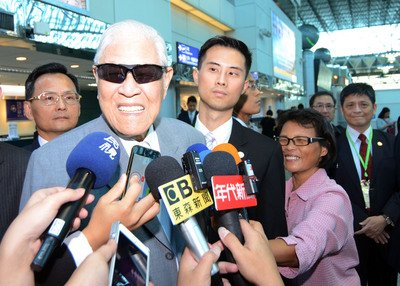 Lee Teng-hui : Angkat Jajak Pendapat Hanya Sementara