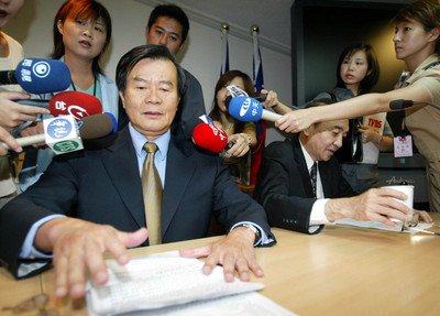 Dakwaan mengemudi dalam keadaan mabuk terhadap perwakilan baru Taiwan untuk Singapura disuspensi