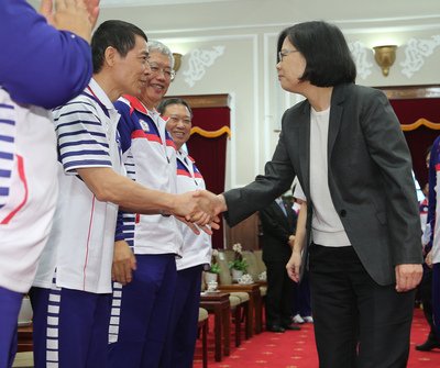 Presiden Tsai Ing-wen menjanjikan lingkungan olah raga lebih baik melalui reformasi