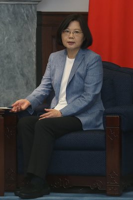 Presiden: Pastikan Penyediaan Air dan Listrik Bagi Semikonduktor Yang Menjadi Tulang Punggung Ekonomi Taiwan