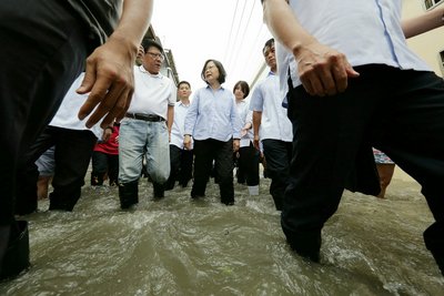 Presiden Tsai Bersiap Siaga di Pusat Pengendalian Bencana