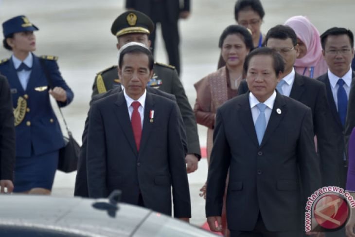 Presiden Joko Widodo tiba di Vietnam