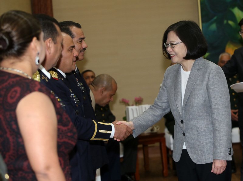 Permudah Ijin Tinggal Bagi Karyawan Asing Berkualitas